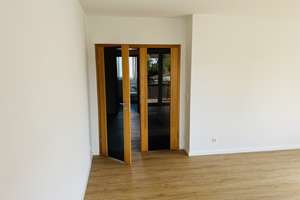 Erstbezug n. Sanierung im Grünen: Lichtdurchflutete 2-Zi.-Wohnung mit Balkon & Gartenmitbenutzung – 37124 Rosdorf – Vorschaubild 5
