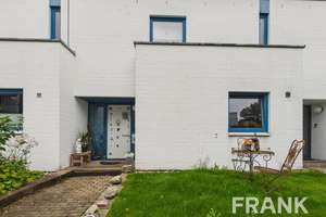 Großes Reihenmittelhaus - fußläufig zum Strand – Die vollständige Adresse der Immobilie erhältst du vom Anbieter., 24159 Schilksee, Kiel – Vorschaubild 1