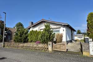 Gepflegter Bungalow in bester Lage von Merten... – Silcherstraße 22, 53332 Bornheim – Vorschaubild 2