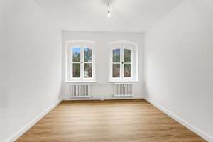 **Modern sanierte Hochparterre-Wohnung mit optimalem Grundriss und ruhigem Balkon zum begrünten Inne – Die vollständige Adresse der Immobilie erhältst du vom Anbieter., 12157 Schöneberg, Berlin – Vorschaubild 13