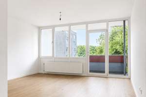 ~ helle Erdgeschoss-Wohnung mit Balkon~ – Brunestraße 2, 58511 Lüdenscheid – Vorschaubild 2