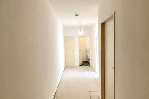 Vielseitige 2-Zimmer-Wohnung mit Balkon und viel Gestaltungsspielraum im Berliner Süden – Hilbertstraße 36, 12307 Lichtenrade, Berlin – Vorschaubild 3