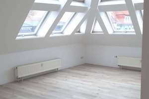 frisch renovierte Dachgeschosswohnung im Herzen von Erfurt – Röntgenstr. 1, 99085 Erfurt – Vorschaubild 1