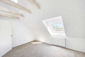 Einziehen & wohlfühlen: 4 Zimmer Wohnung mit Sonnenbalkon + Galerie – Die vollständige Adresse der Immobilie erhältst du vom Anbieter., 22391 Wellingsbüttel, Hamburg – Vorschaubild 8