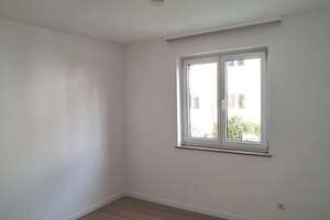 2 Zimmer Hochparterre  neu gestrichen - ruhige Lage in Luginsland! – Die vollständige Adresse der Immobilie erhältst du vom Anbieter., 70327 Gehrenwald, Stuttgart – Vorschaubild 8