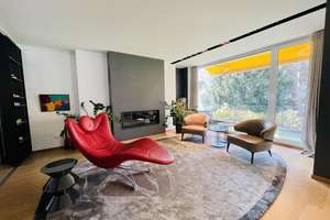 Designer Maisonette-Wohnung nähe Zoopark mit Blick ins Grüne, Fussbodenheizung, Kamin, Terrasse