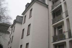 Zentrale Lage! Sanierte/Renovierte 2-Zimmer-Wohnung Anmeitung ab 02.11.2026
