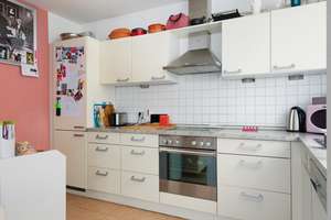 Gepflegte 4‑Zimmer‑Wohnung mit Balkon und Blick ins Grüne – 60437 Harheim, Frankfurt am Main – Vorschaubild 3