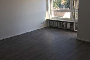 Mehrfamilienhaus mit 8 Wohnungen+1 Gewerbe nach WEG geteilt, 4 Garagen, 7 Stellplätze – Die vollständige Adresse der Immobilie erhältst du vom Anbieter., 90482 Mögeldorf, Nürnberg – Vorschaubild 13