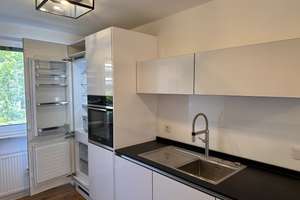 Exklusive 3-Zimmer-Wohnung mit 76 m², 2 Balkonen, hochwertiger Einbauküche & Stellplatz – Friedrichstrasse 8, 90408 Pirckheimerstraße, Nürnberg – Vorschaubild 2