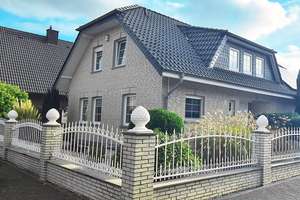 TRAUMHAUS VOM FEINSTEN: IHR NEUES ZUHAUSE IN ÜBACH-PALENBERG – Die vollständige Adresse der Immobilie erhältst du vom Anbieter., 52531 Übach-Palenberg – Vorschaubild 1