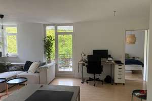 Seltenheit: 2-Zimmer mit  gr. Balkon und offener EBK in begehrter Lage Bogenhausen – 81927 Oberföhring, München – Vorschaubild 5