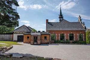 Liebevoll saniertes historisches Schulgebäude mit vielen Nutzungsmöglichkeiten in Rödental-STT – Die vollständige Adresse der Immobilie erhältst du vom Anbieter., 96472 Rödental – Vorschaubild 3