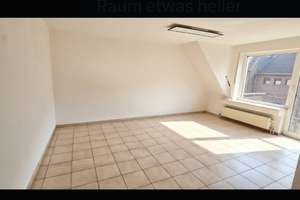 Helle 2-Zimmer-Dachgeschosswohnung mit Balkon in Mönchengladbach