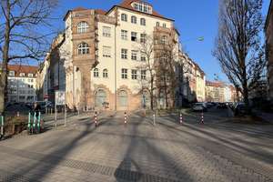 Exklusive Atelier-Wohnung mit Dachterrasse in TOP-Lage am Prinzregentenufer