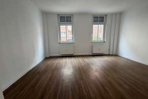 Terrasse inklusive - schicke Singlewohnung mit saniertem Bad