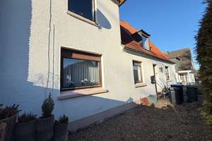 Doppelhaushälfte mit Einliegerwohnung auf großem Grundstück – Die vollständige Adresse der Immobilie erhältst du vom Anbieter., 23568 Schlutup, Lübeck – Vorschaubild 6