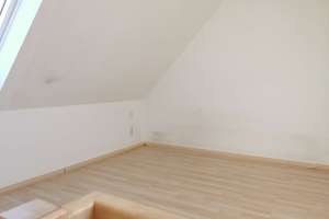 3 R.-DG-Maisionette-Whg. im Zentrum, sehr ruhiger Innenhof, Balkon, Wanne+Dusche-super Bad, Garage – Straße der Nationen 102, 9111 Zentrum, Chemnitz – Vorschaubild 7