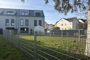 "AAA Energiewert"  Haus mit tollem Grundstück ! – Die vollständige Adresse der Immobilie erhältst du vom Anbieter., 61352 Bad Homburg vor der Höhe – Vorschaubild 1