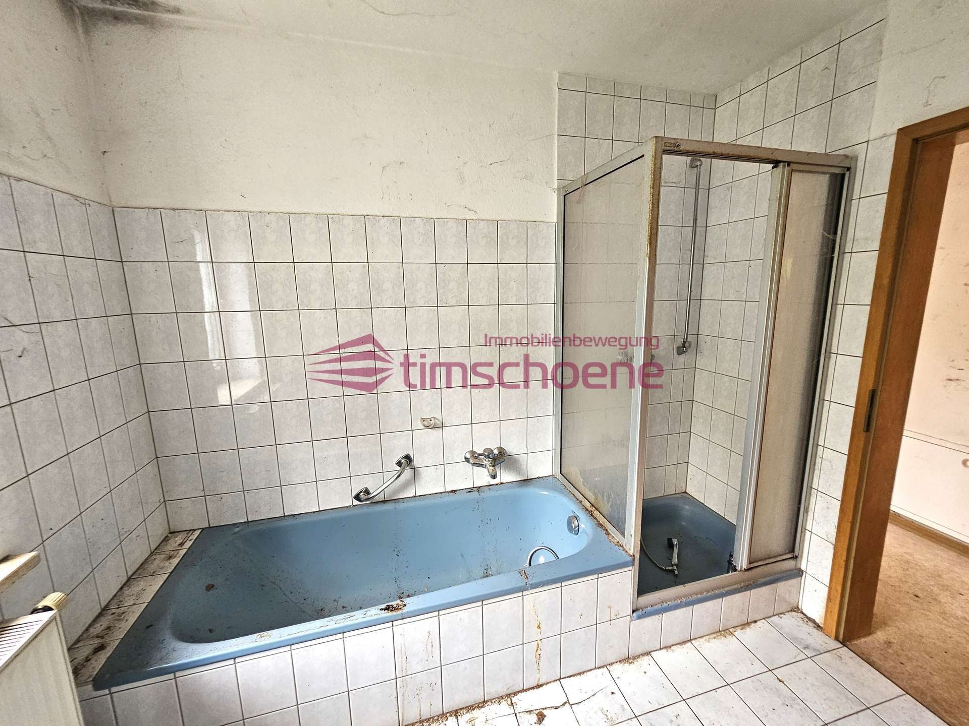 Immobilie in Schwarzatal - Freistehendes Einfamilienhaus mit Ausbaupotential in Unterweißbach zu verkaufen! - Bild 3