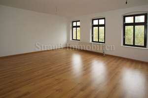 Großes Wohnzimmer....Laminat....Bad mit Fenster – Rembrandtstraße 37, 9111 Zentrum, Chemnitz – Vorschaubild 1