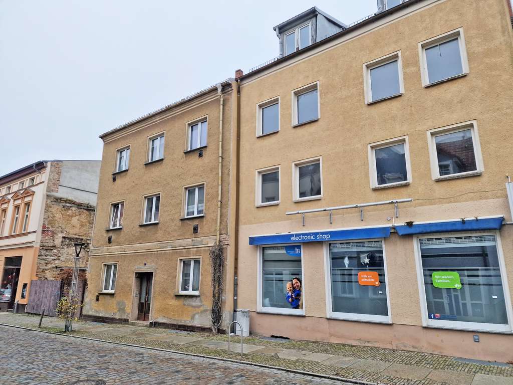 Immobilie in Anklam - Mehrfamilienhaus mit 6 Wohneinheiten in zentraler Lage - Stadt Anklam - Bild 0