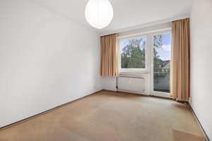 Bremen-Schwachhausen: 3,5 Zimmer-Maisonnettewohnung mit Loggia, Kellerraum und Garage  – Die vollständige Adresse der Immobilie erhältst du vom Anbieter., 28211 Gete, Bremen – Vorschaubild 12