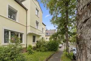 Investitionschance: Gepflegtes Mehrfamilienhaus mit Baugenehmigung für 4 Wohneinheiten! – Leverkusen – Vorschaubild 1