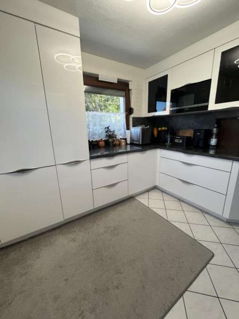 Immobilie in Mittelbiberach - Frei stehendes Einfamilienhaus mit Charme - Einziehen und Wohlfühlen! - Bild 2