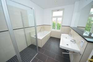 Traumhafte Dachgeschoss-Maisonettenwohnung mit Fußboheizung, Balkon und Parkett !  – Tschaikowskistraße 70, 9130 Sonnenberg, Chemnitz – Vorschaubild 6