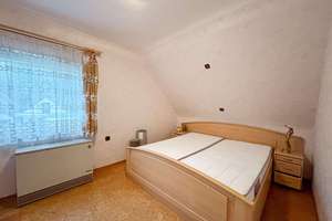 Reserviert: Zweifamilienhaus mit Garten, Terrasse und Sauna - stadtnahe Randlage zum Gewerbe – Die vollständige Adresse der Immobilie erhältst du vom Anbieter., 73054 Eislingen/Fils – Vorschaubild 12
