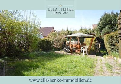 Mit Garten! Großzügige Hochparterre-Wohnung zum Modernisieren mit eigenem Gartenanteil.