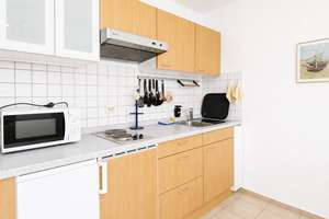 Möbliertes 1-Zimmer-Apartment mit Balkon in bevorzugter Wohnlage von Düsseldorf-Rath – Die vollständige Adresse der Immobilie erhältst du vom Anbieter., 40472 Rath, Düsseldorf – Vorschaubild 4