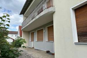Schönes freistehendes Einfamilienhaus mit großem Naturgarten