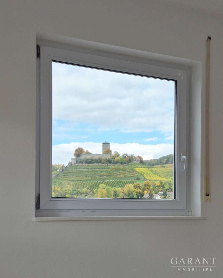 Immobilie in Beilstein - Licht + Raum + Weitblick! - Stilvolles Haus mit schöner Einliegerwohnung und großem Büro - - Bild 6