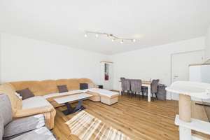 Ideal für Familien und Pendler! 4-Zimmer-Wohnung mit Balkon und Keller in zentraler Lage – Die vollständige Adresse der Immobilie erhältst du vom Anbieter., 84032 Wolfgang, Landshut – Vorschaubild 2