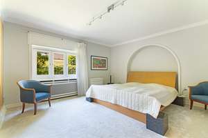 Herrschaftliche Villa im klassischen Stil – Wohnen im idyllischen Wellingsbüttel – Die vollständige Adresse der Immobilie erhältst du vom Anbieter., 22391 Wellingsbüttel, Hamburg – Vorschaubild 11