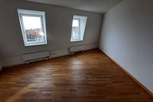 Attraktive 2-Dachgeschoss-Zimmer-Wohnung mit Balkon in Erfurt/Löbervorstadt – Die vollständige Adresse der Immobilie erhältst du vom Anbieter., 99096 Löbervorstadt, Erfurt – Vorschaubild 4