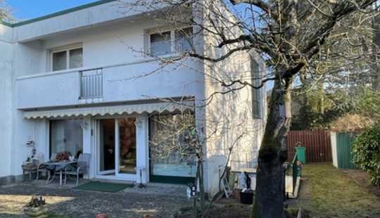 Bild von Traumhaftes Architektenhaus mit großem Garten