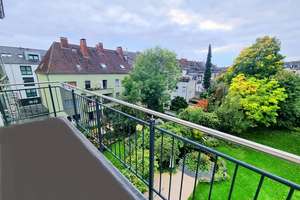 Vorne Westwall, hinten nur Grün!  toller Balkon, 3 Zi,  in gepflegter Wohnanlage, derzeit vermietet