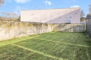 Renovierte DHH, ca. 71 m² mit Garten, Terrasse und 2 Stellplätzen in Duisburg - Alt - Homberg – Die vollständige Adresse der Immobilie erhältst du vom Anbieter., 47198 Alt-Homberg, Duisburg – Vorschaubild 2