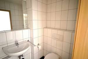Moderne 2-Zimmer-Wohnung mit zwei Balkonen in zentraler und ruhiger Lage von Krefeld – Nordstraße 161, 47798 Stadtmitte, Krefeld – Vorschaubild 3