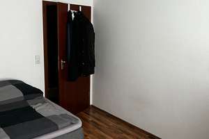 Sachsenhausen-Süd: Helle 2-Zimmer-Wohnung in zentraler Lage – Darmstädter Landstraße 324, 60598 Sachsenhausen-Süd, Frankfurt am Main – Vorschaubild 12