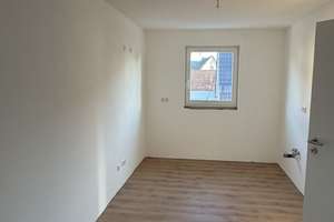 Neues Zuhause in Burgau: Helle 3-Zimmer-Wohnung mit Balkon – 89331 Burgau – Vorschaubild 6