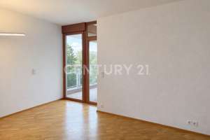 Architektenwohnung von Prof. Hinrich Baller – 3 Zimmer mit 2 Balkonen & Terrasse in Charlottenburg – Die vollständige Adresse der Immobilie erhältst du vom Anbieter., 10707 Wilmersdorf, Berlin – Vorschaubild 4