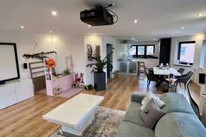 Property thumbnail 2