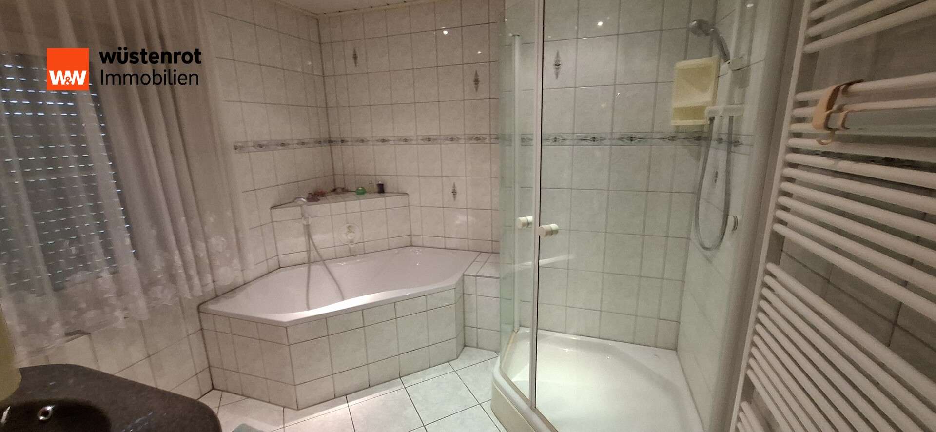 Immobilie in Königsbrück - Wohnhaus mit Nebengelass, Garagen und Verkaufspavillon - Bild 11