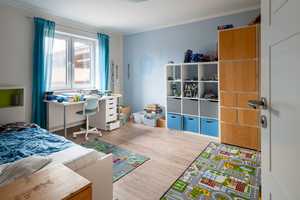 Ebenerdiges Wohnen im Grünen: Dieser Bungalow bietet Platz und viele Gestaltungsmöglichkeiten. – Nordfriesland (Kreis) – Vorschaubild 44