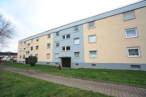 Klassische 3-Zimmer-Wohnung mit Einbauküche und Loggia in Leverkusen-Rheindorf!