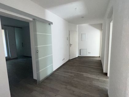 Moderne 3-Raumwohnung mit EBK in popular ruhiger Lage in Holzhausen zu vermieten